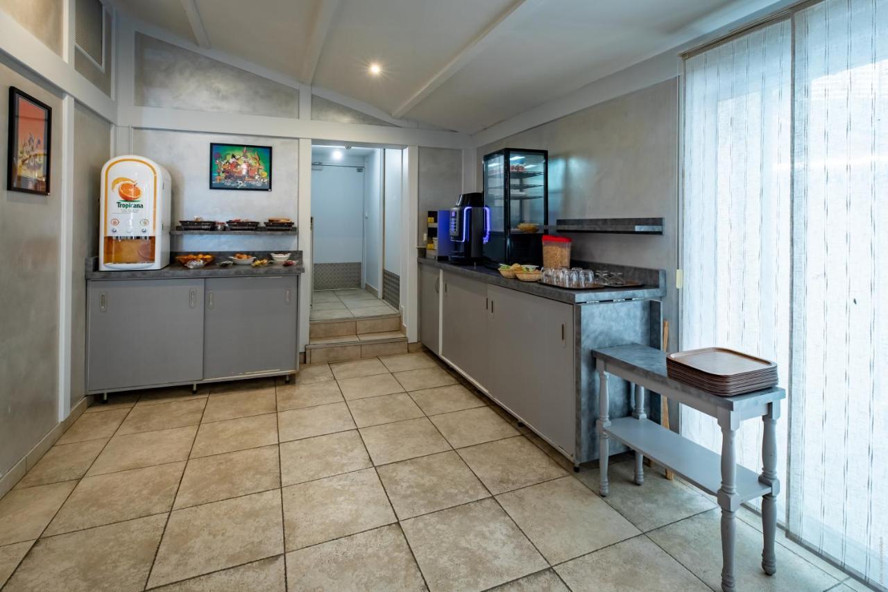 Hotel De La Gare Chateauroux Ngoại thất bức ảnh